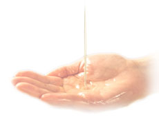 今回はオイルを取り入れたスキンケアの使い方をご紹介します。 